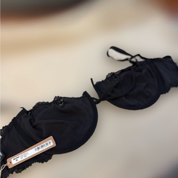 SKIMS Summer Mesh Lace Balconette Bra – Onyx Black – 34DDD – New with Tags - Picture 3 of 6
